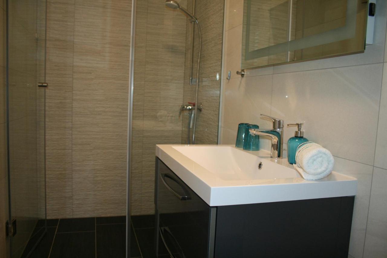 White Anchor Apartment โวดีเซ ภายนอก รูปภาพ