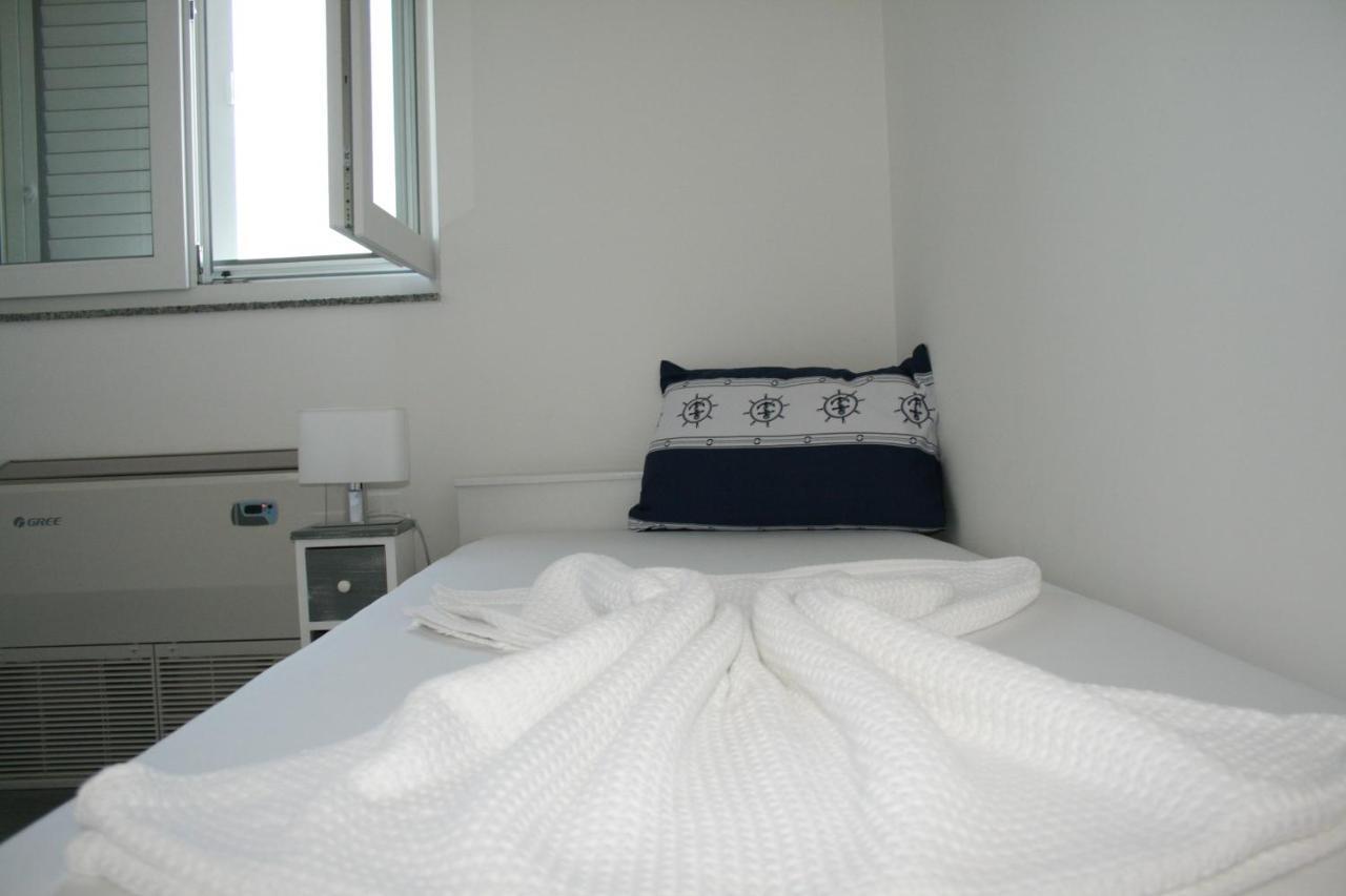 White Anchor Apartment โวดีเซ ภายนอก รูปภาพ
