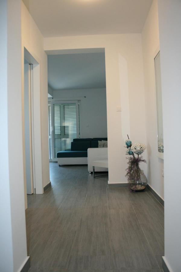 White Anchor Apartment โวดีเซ ภายนอก รูปภาพ