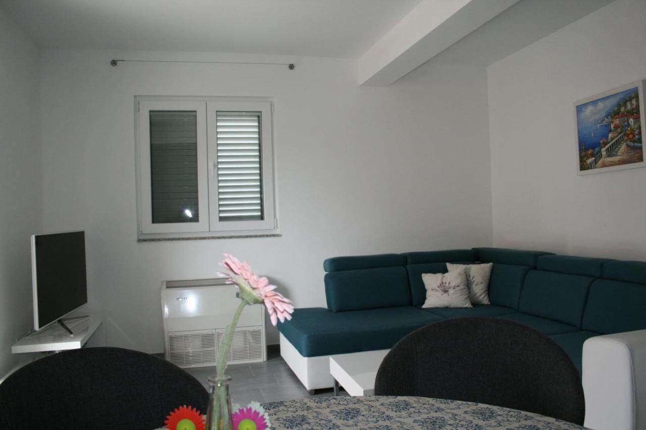 White Anchor Apartment โวดีเซ ภายนอก รูปภาพ