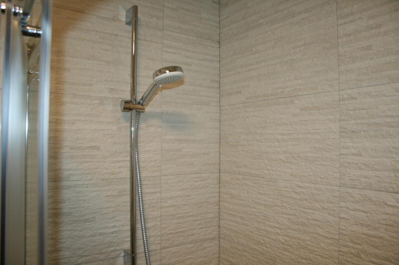 White Anchor Apartment โวดีเซ ภายนอก รูปภาพ